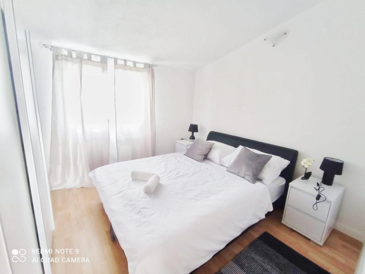 Apartman Mia With Pool1 Split Ngoại thất bức ảnh