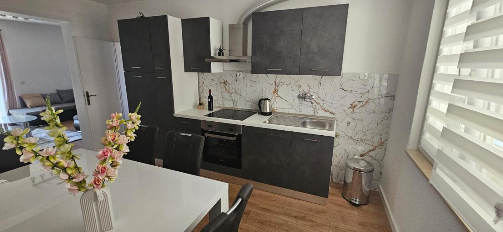 Apartman Mia With Pool1 Split Ngoại thất bức ảnh